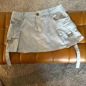 Light gray cargo skirt